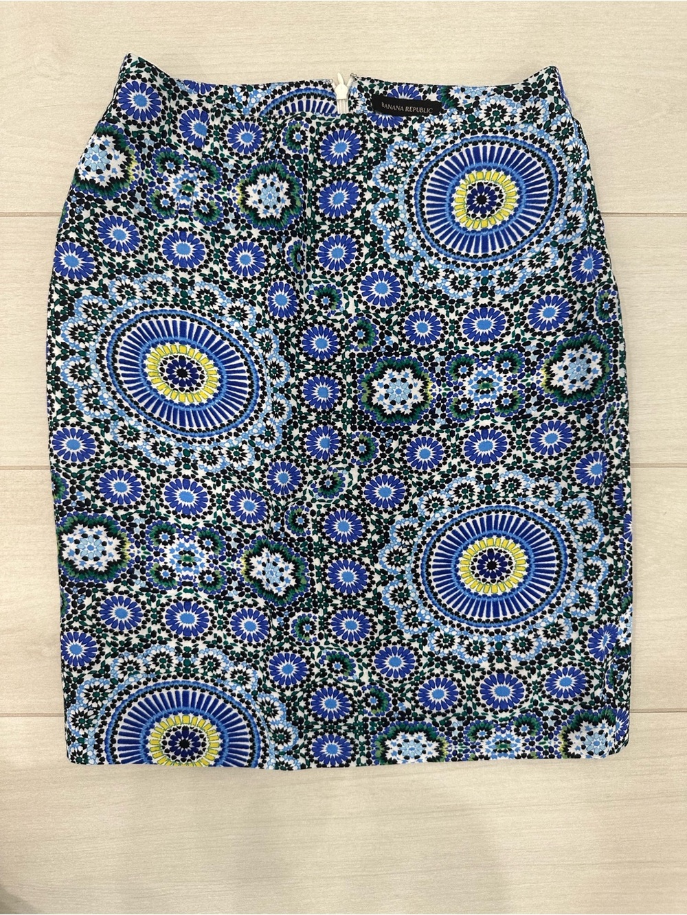Banana Republic Mosaic Tile Kaleidoscope Colorful Lined Pencil Skirt Size 4P